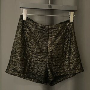 Women short pant